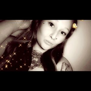 Meet your Posher, Victoria